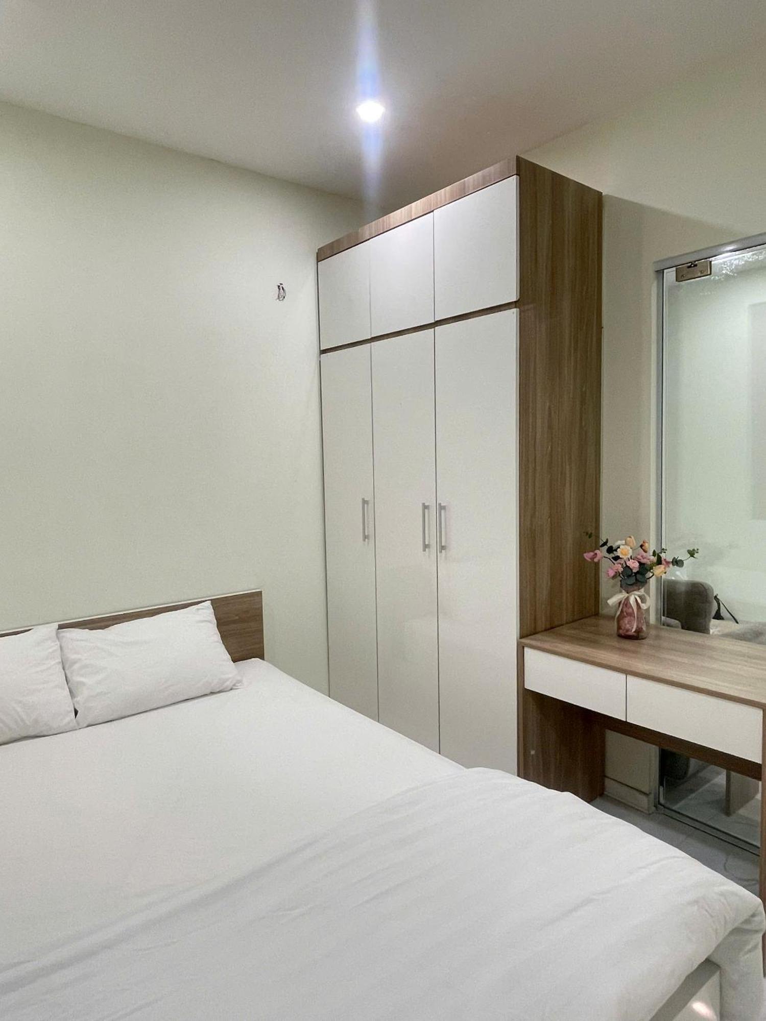 Era Apartment Xuan Thuy Hanoi Exterior foto